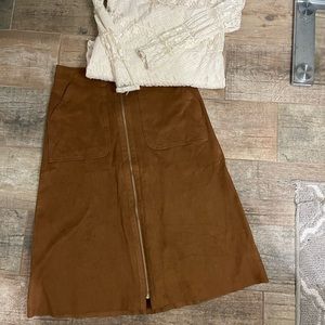 Worthington brown faux suede skirt size 4